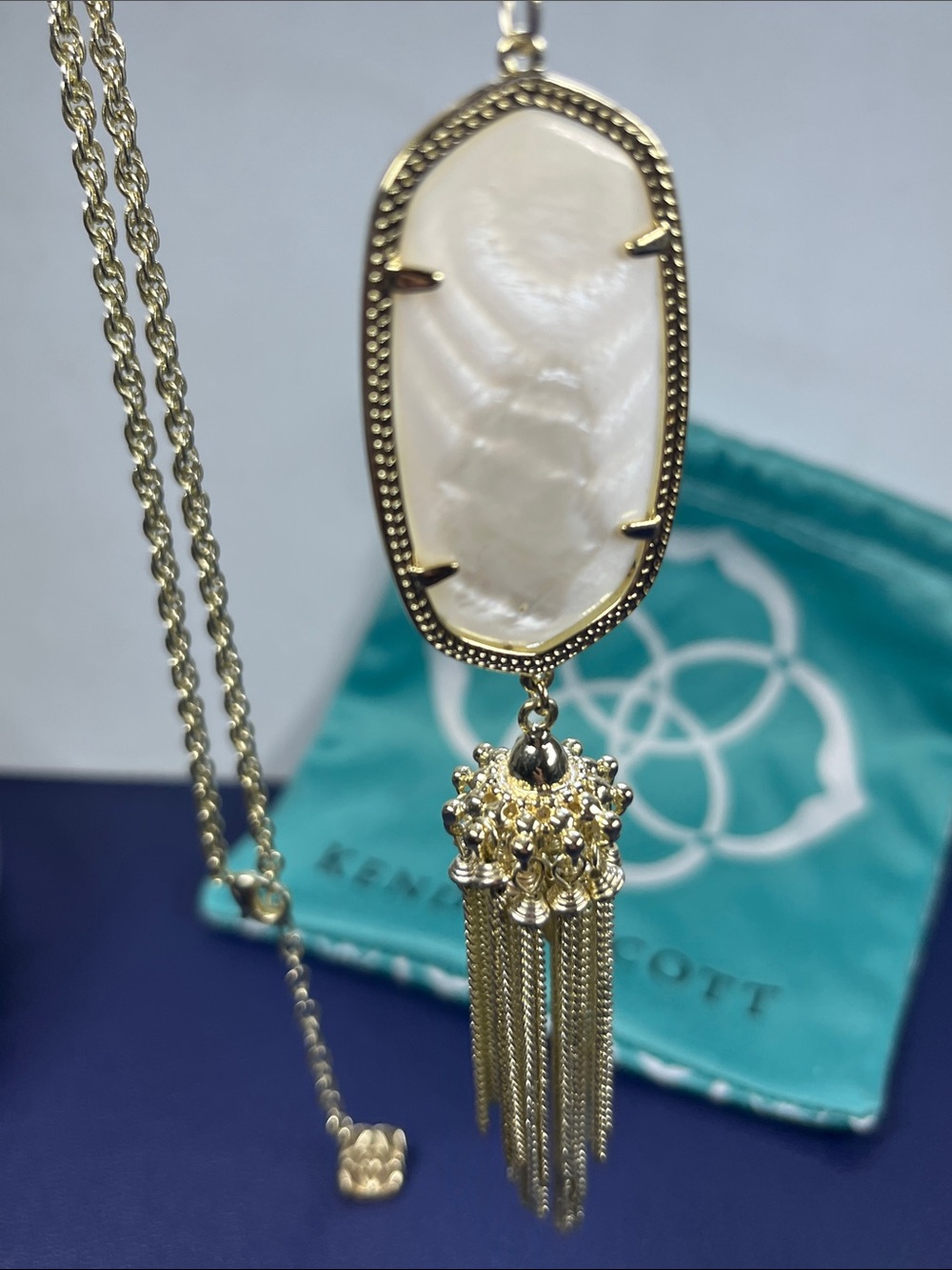 Kendra Scott Rayne Mother of Pearl pendant tassel necklace